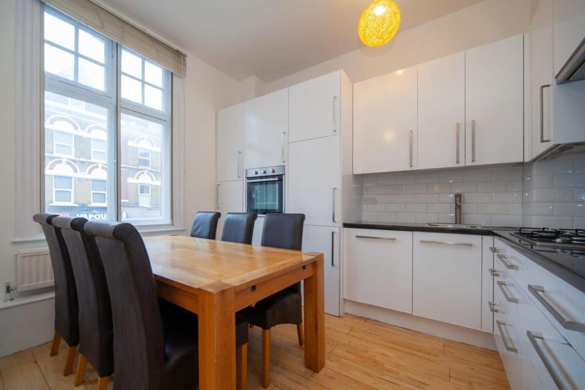 Lovely 2 Bedroom Apartment In Tooting Лондон Экстерьер фото